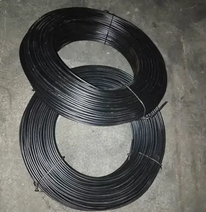 black-pvc-coated-wire-700x720.webp